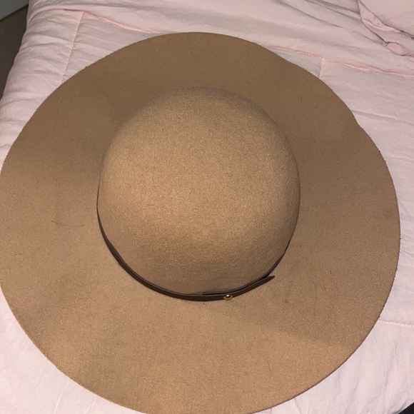 NWT CAMEL Cape Juby. hat urban outfitters - Picture 3 of 5